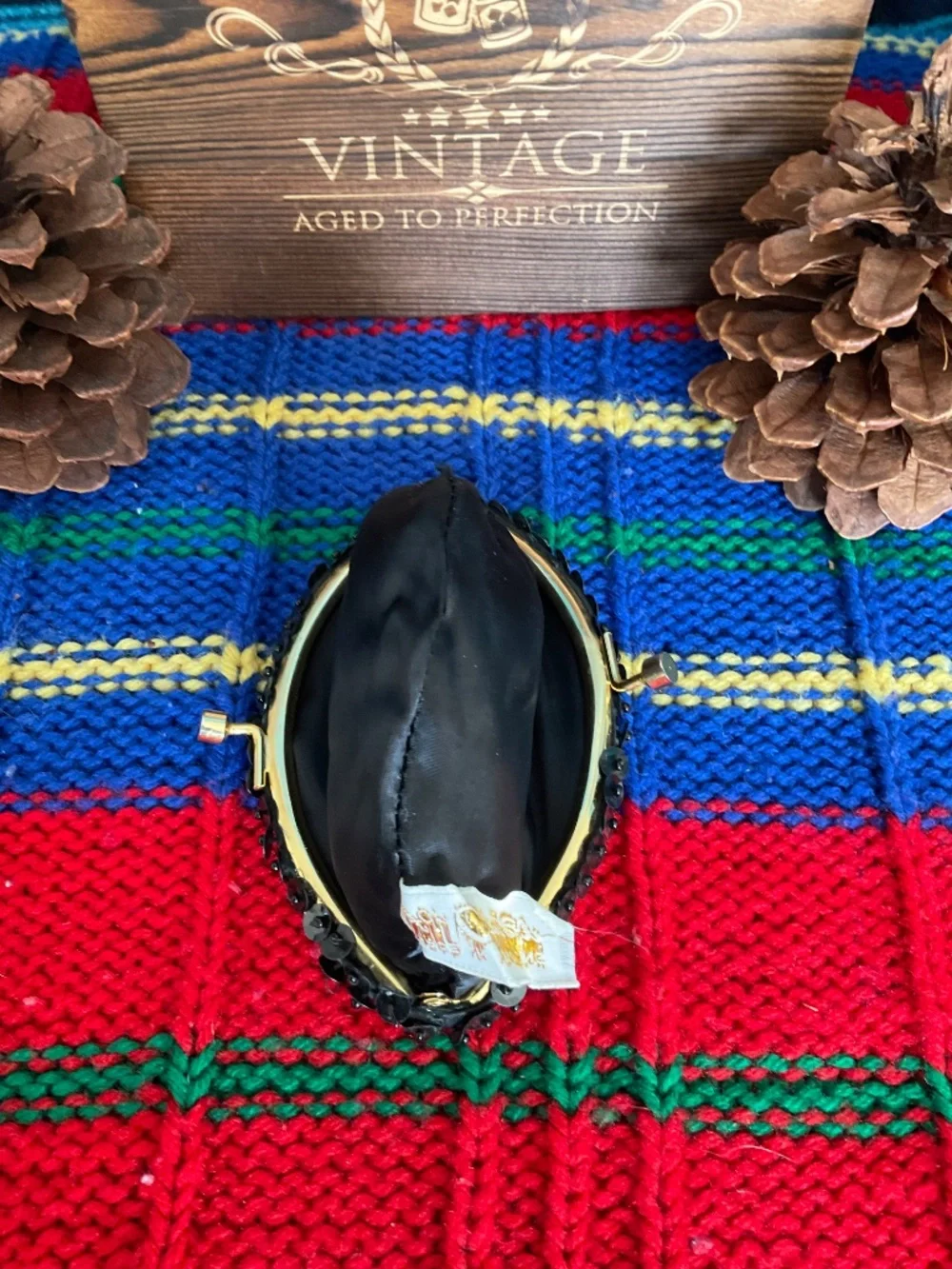 Vintage Hand- Beaded Sequin Evening Kisslock Coin Purse Pouch- Midnight Black